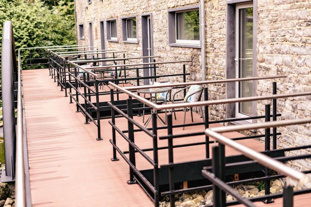 Au Bout De Mes Reves Bed & Breakfast Walcourt Exterior photo